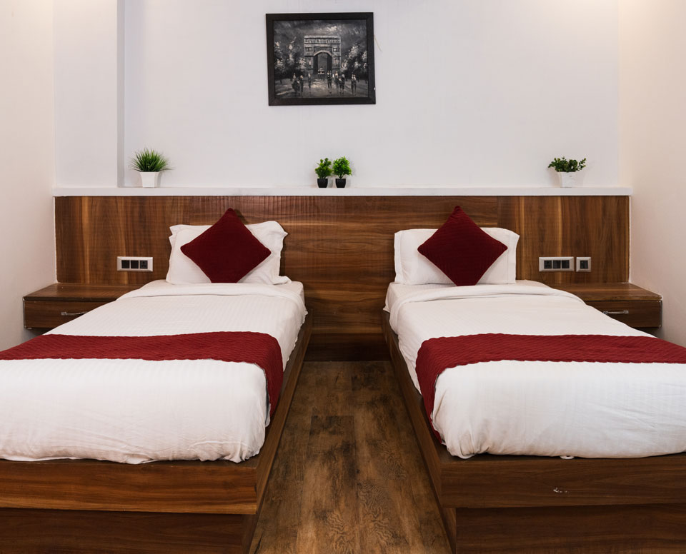 Luxury Hotel in Shadipur, Delhi